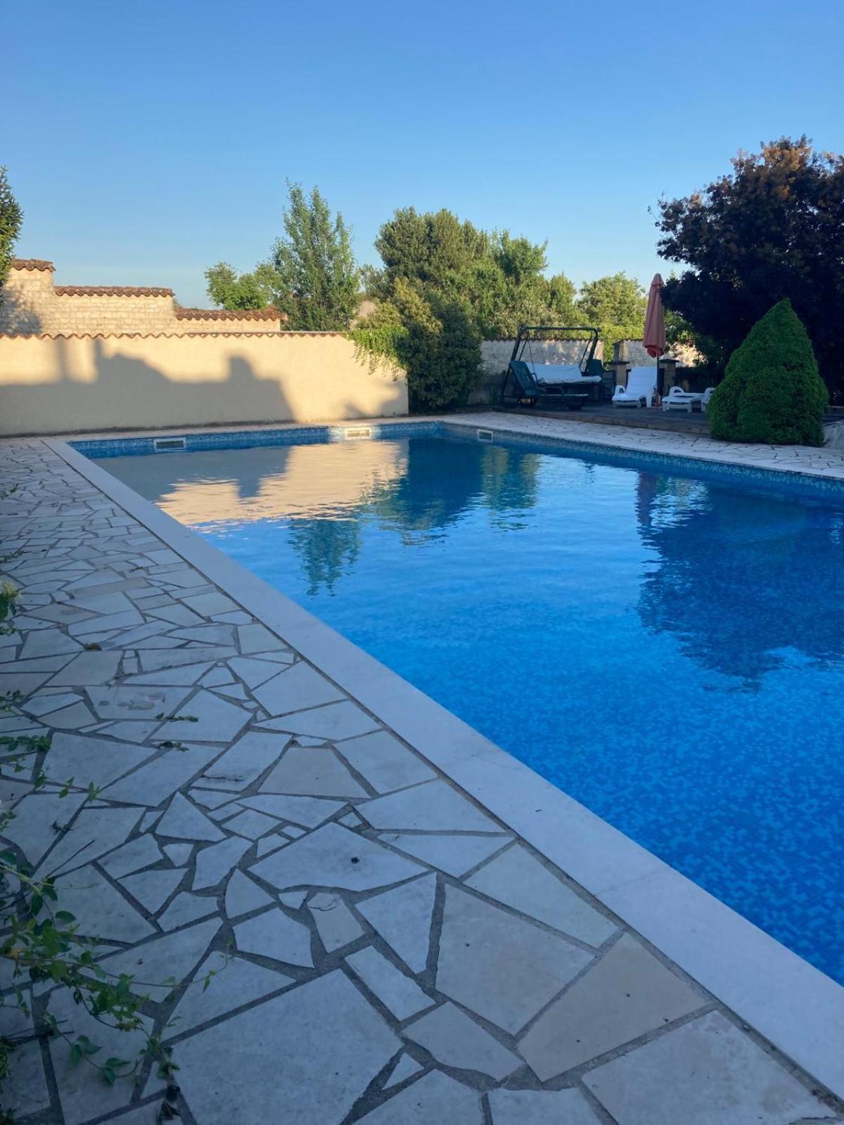 Hotel Karina Jarnac Dış mekan fotoğraf